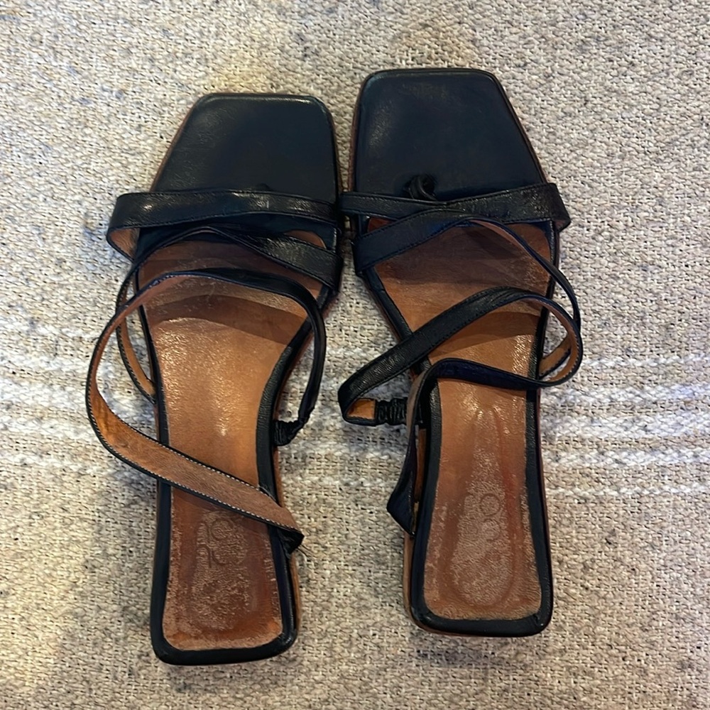 Zou xou black shoes